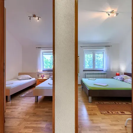 Rajic-3 By Interhome Apartamento Poreč
